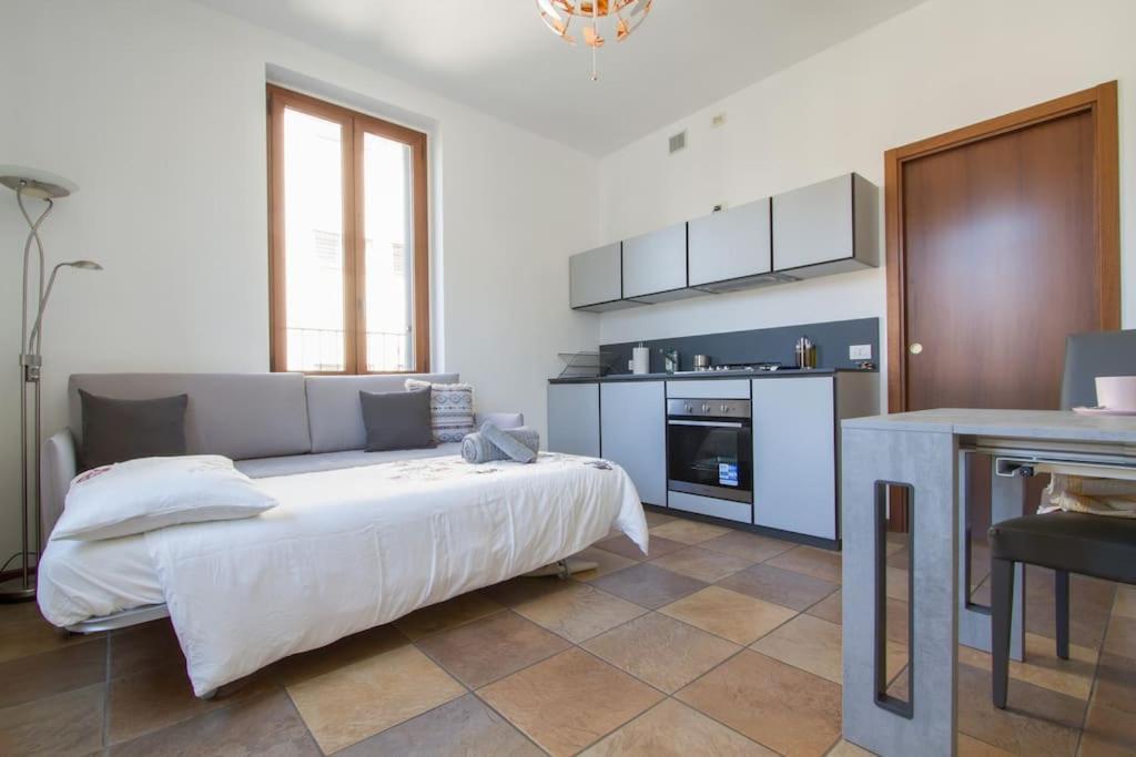 Fabulous Studio In Monza 15 Km To Milan City Centre ภายนอก รูปภาพ